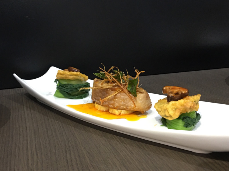 Caramelised_Vietnamese_catfish_platter